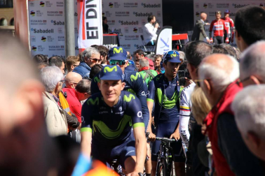 Imágenes de la salida de la Vuelta al País Vasco en Pamplona
