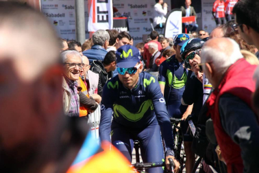 Imágenes de la salida de la Vuelta al País Vasco en Pamplona