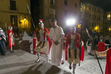 Procesión del miércoles en la capital ribera.