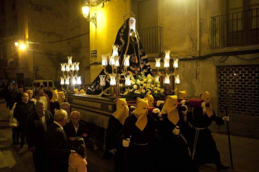 Fotos de la procesión de Viernes Santo en Peralta
