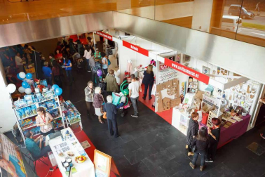Imágenes de la primera jornada de Expofamily en Baluarte.