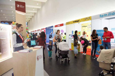 Imágenes de la primera jornada de Expofamily en Baluarte.