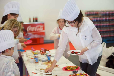 Imágenes de la primera jornada de Expofamily en Baluarte.