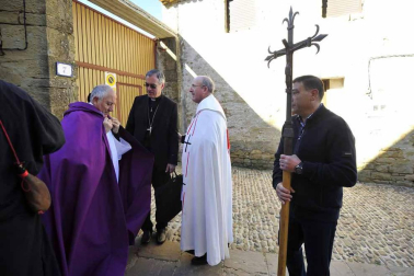 Imágenes de la romería a Ujué de Figarol, Olite, Mélida y Carcastillo.