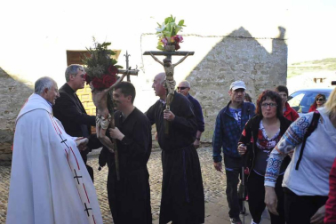 Imágenes de la romería a Ujué de Figarol, Olite, Mélida y Carcastillo.
