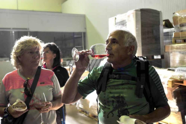 Imágenes de la primera Marcha del Rosado en San Martín de Unx