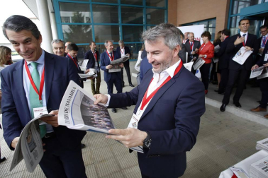 Imágenes del evento organizado por Diario de Navarra en el que han participado medio centenar de empresarios de las grandes industrias navarras.