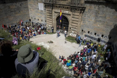Miles de personas conmemoraron el intento de fuga del fuerte en el que participaron 795 presos