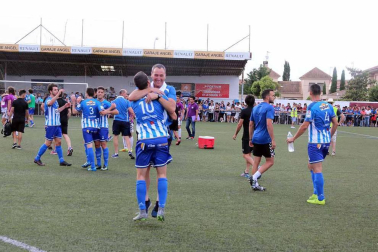 Imágenes del partido de ascenso a Segunda B entre el Cirbonero y Guadalajara