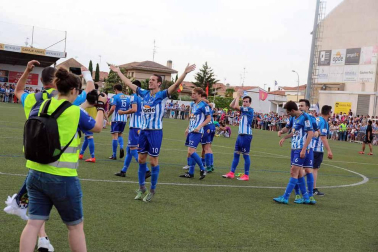 Imágenes del partido de ascenso a Segunda B entre el Cirbonero y Guadalajara