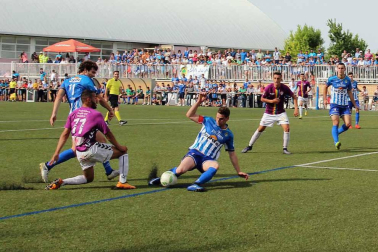 Imágenes del partido de ascenso a Segunda B entre el Cirbonero y Guadalajara