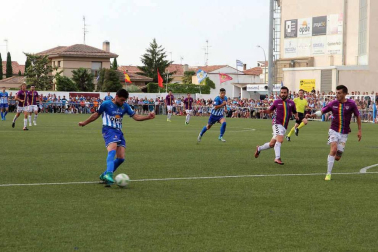 Imágenes del partido de ascenso a Segunda B entre el Cirbonero y Guadalajara