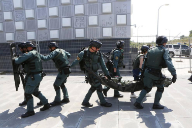 El estadio del C.A. Osasuna fue el lugar elegido para un ejercicio de las fuerzas de seguridad ante un posible ataque.