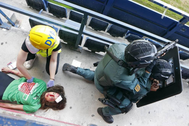El estadio del C.A. Osasuna fue el lugar elegido para un ejercicio de las fuerzas de seguridad ante un posible ataque.