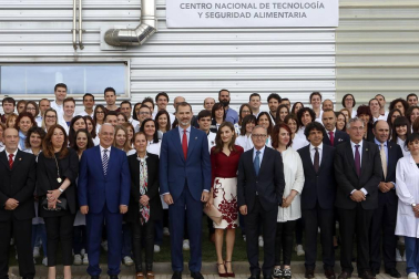 Los Reyes presiden este martes al acto de conmemoración del 25º aniversario de la designación del Centro Nacional de Tecnología y Seguridad Alimentaria (CNTA) - Laboratorio del Ebro como centro tecnológico de carácter nacional.