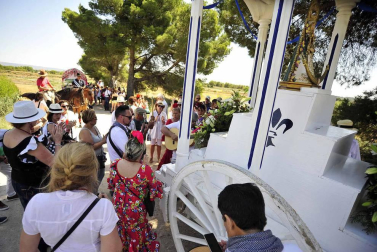 Fotos de la romería en honor a la Virgen del Rocío en Rada 2017