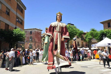 Los auroros de la Ribera Alta animaron el festejo en diferentes puntos de Marcilla. Además de los puestos de artesanía.