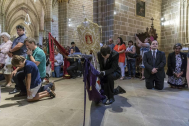 El Corpus congrega a miles de personas en la capital navarra