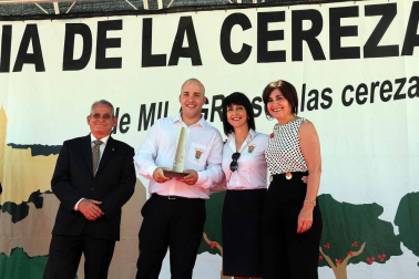 Imágenes de la XVIII Fiesta de la Cereza de Milagro.