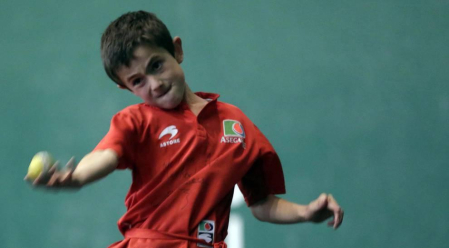 Imágenes de los chavales que forman parte del Club Deportivo Erreka