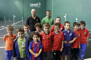 Imágenes de los chavales que forman parte del Club Deportivo Erreka