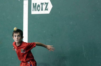 Imágenes de los chavales que forman parte del Club Deportivo Erreka
