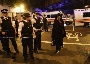 Ataque junto a una mezquita en Londres