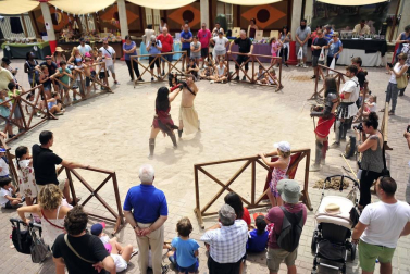 Mendigorría acogió la XVI edición del Festival Romano con el que se pretende impulsar el yacimiento mejor conservado de Navarra