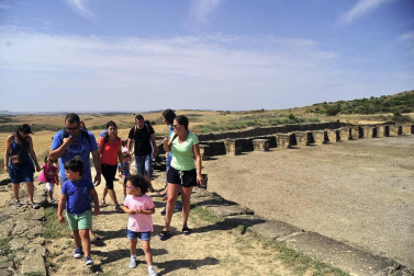 Mendigorría acogió la XVI edición del Festival Romano con el que se pretende impulsar el yacimiento mejor conservado de Navarra