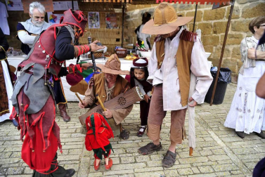 Imágenes de las fiestas medievales en Artajona 2017