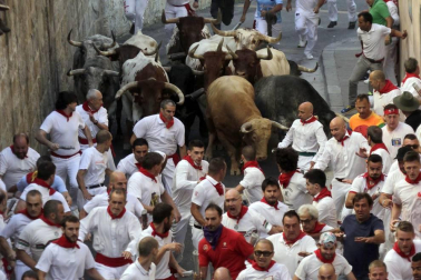 Imágenes exclusivas del primer encierro de 2017 de los fotógrafos de Diario de Navarra.