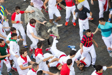 Imágenes exclusivas del primer encierro de 2017 de los fotógrafos de Diario de Navarra.