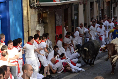 Imágenes exclusivas del primer encierro de 2017 de los fotógrafos de Diario de Navarra.