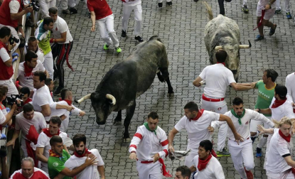 Imágenes exclusivas del primer encierro de 2017 de los fotógrafos de Diario de Navarra.