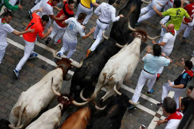 Imágenes del cuarto encierro de San Fermín de Pamplona