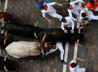 Imágenes del cuarto encierro de San Fermín de Pamplona