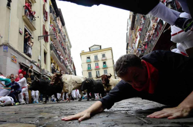 Imágenes del cuarto encierro de San Fermín de Pamplona