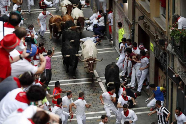 Imágenes del cuarto encierro de San Fermín de Pamplona