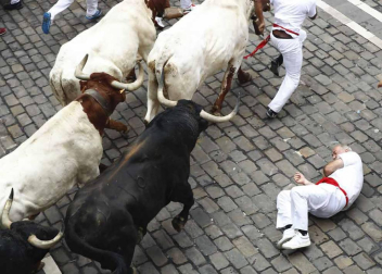 Imágenes del cuarto encierro de San Fermín de Pamplona