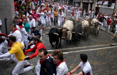 Imágenes del cuarto encierro de San Fermín de Pamplona