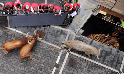 Imágenes del quinto encierro de San Fermín