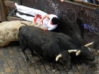 Imágenes del quinto encierro de San Fermín