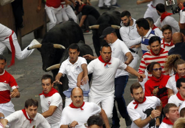 Imágenes del quinto encierro de San Fermín