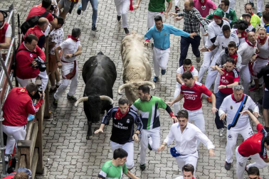 Imágenes del quinto encierro de San Fermín