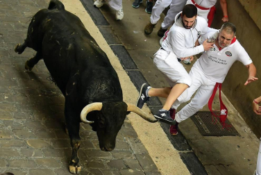 Imágenes del quinto encierro de San Fermín