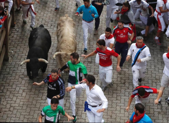 Imágenes del quinto encierro de San Fermín