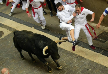 Imágenes del quinto encierro de San Fermín