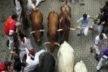 Imágenes del quinto encierro de San Fermín