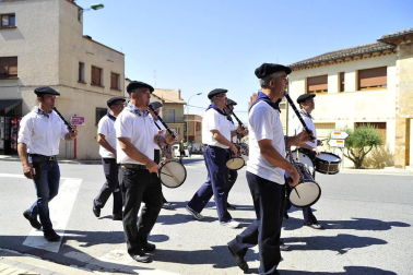 Fiesta de la trashumancia en el Día de la Vaca Brava en Larraga