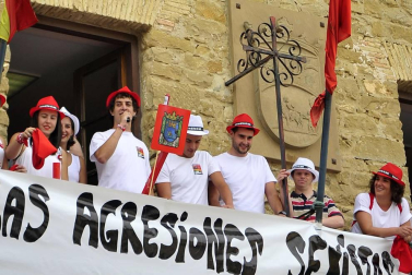 El cohete da inicio a las fiestas de San Martín de Unx 2017
